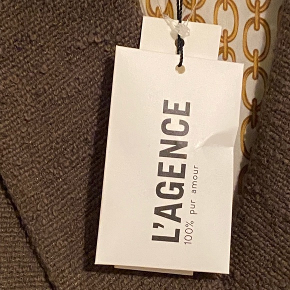 L'agence Kenzie Double
Breasted‎ Bouclé Tweed Blazer - Picture 9 of 11